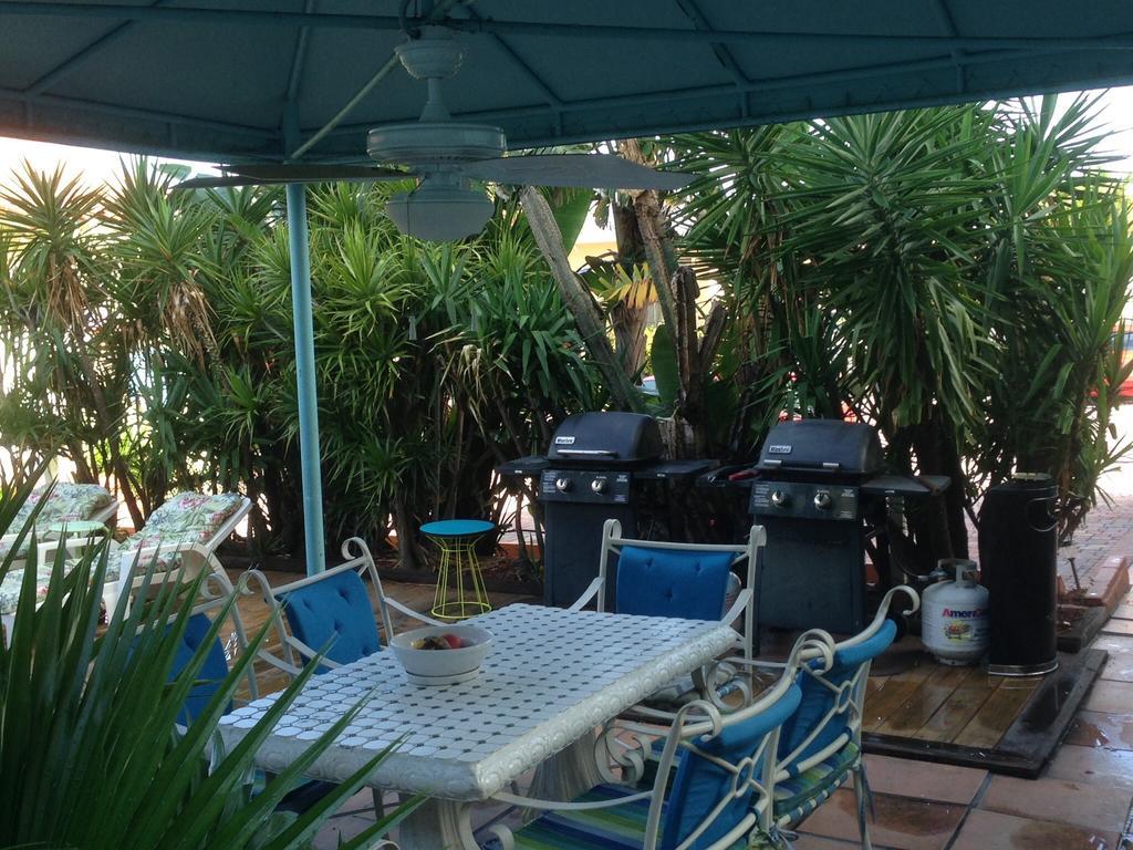 Angelfish Inn Hollywood Bagian luar foto