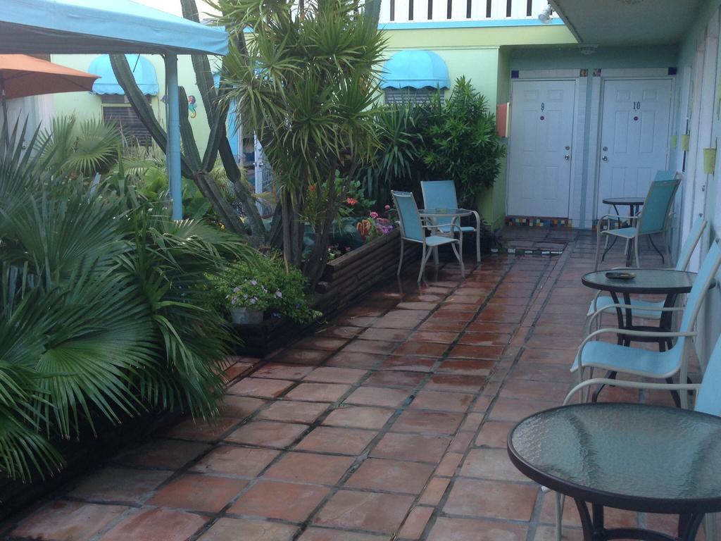 Angelfish Inn Hollywood Bagian luar foto