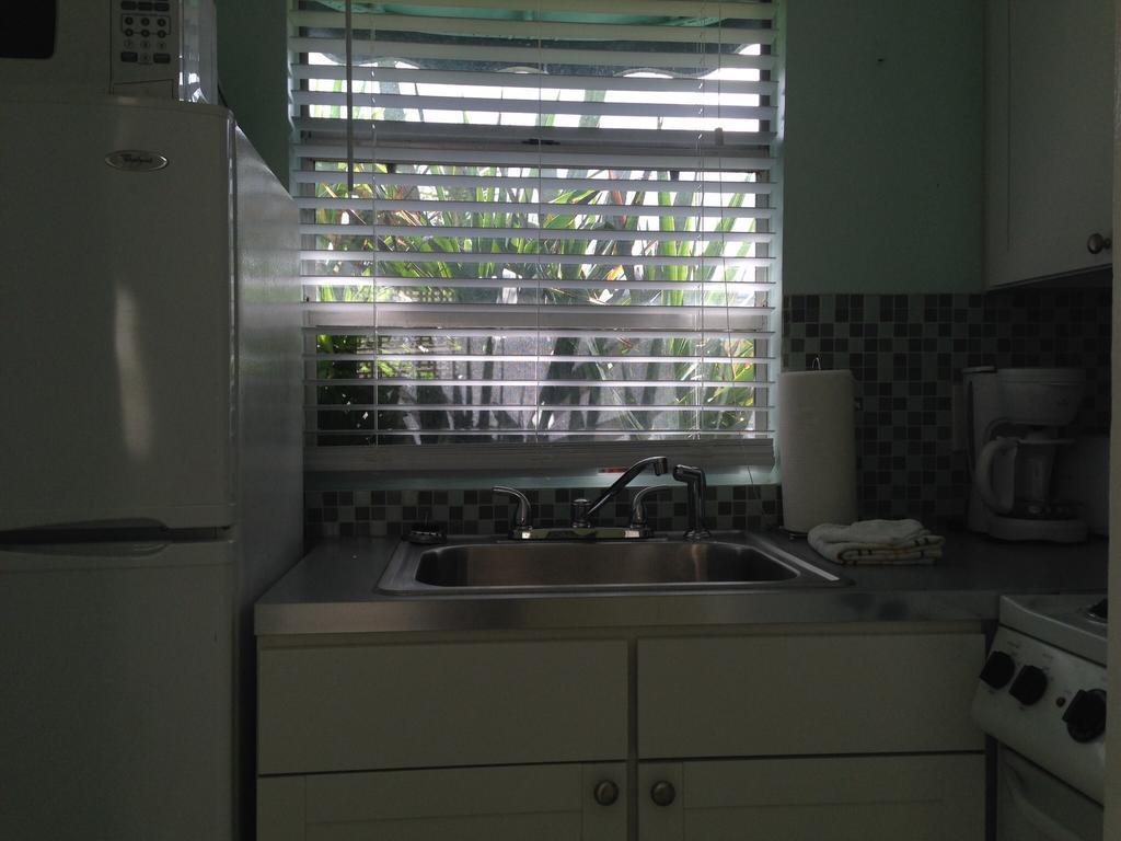 Angelfish Inn Hollywood Ruang foto