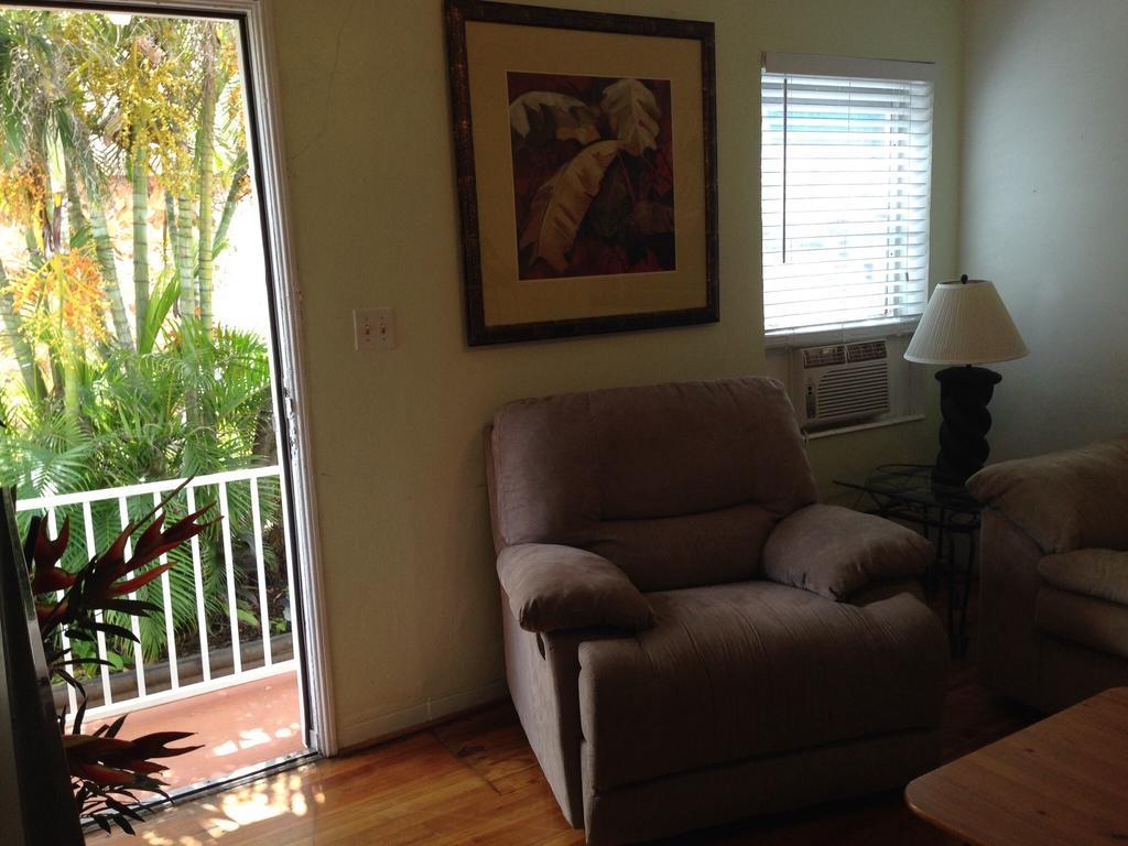 Angelfish Inn Hollywood Ruang foto